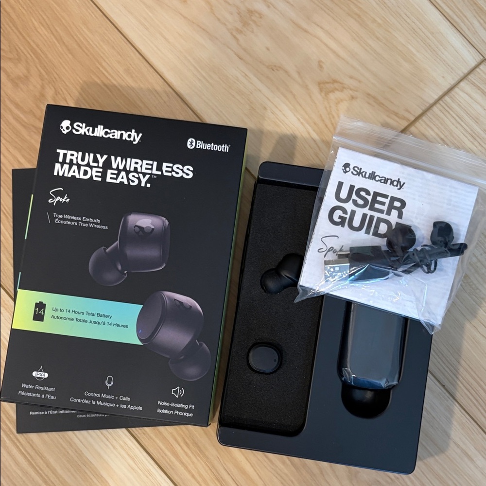 Skullcandy Black Wireless Earbuds with Charging Case